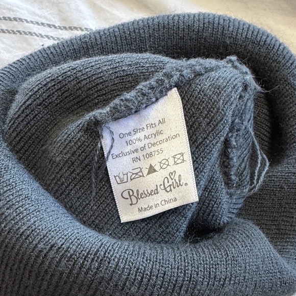 Faith Over Fear Gray Beanie - Picture 2 of 2